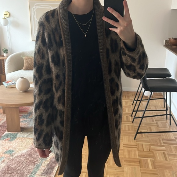 Cheetah Print Icelandic Wool Cardigan Jacket - Picture 2 of 6